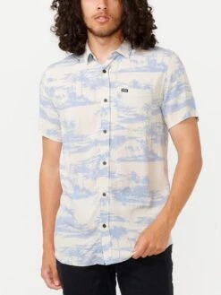 Fun Times Short Sleeves Buttondown Shirt(Rip Curl Fun Times Short Sleeves Buttondown Shirt Sp25) -ThinkEmpire Shop 03QMSH 8861 6