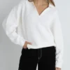 Muse V-Neck Collared Sweater(Rhythm Muse V Neck Collared Sweater Women Su25)