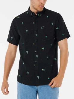 Skelly Beach Short Sleeve Buttondown Shirt(Rip Curl Skelly Beach Short Sleeve Buttondown Shirt Fa25)