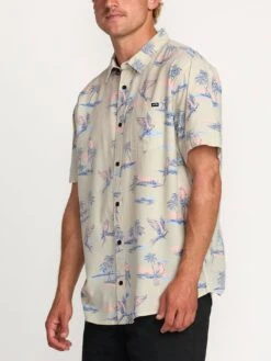 Sundays Short Sleeve Buttondown Shirt(Billabong Sundays Short Sleeve Buttondown Shirt Su25) -ThinkEmpire Shop 24A041505 CHI OM S