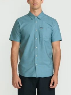 Veeco Oxford Short Sleeve Buttondown Shirt(Volcom Veeco Oxford Short Sleeve Buttondown Shirt Su25) -ThinkEmpire Shop A0412512 UDB OM F