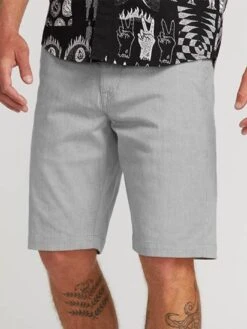 Frickin Modern Stretch Chino Shorts(Volcom Frickin Modern Stretch Chino Shorts Co)