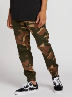 Frickin Slim Jogger Fit Camo Pants(Volcom Frickin Slim Jogger Fit Camo Pants Men Co)
