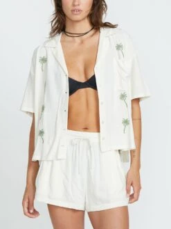 Sun Stunner Short Sleeve Buttondown Shirt(Volcom Sun Stunner Short Sleeve Buttondown Shirt Women Sp25)