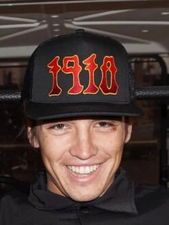 La Aquila Trucker Hat(1910 La Aquila Trucker Hat Su25) -ThinkEmpire Shop HAT La Aquila 2000x2000 V1