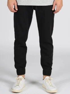 Fleece Sweatpants(Lira Fleece Sweatpants Co) -ThinkEmpire Shop LE1014 fleecejogger blk 1 1380x 15179c14 0a48 49c3 b489 3e7f5a129122