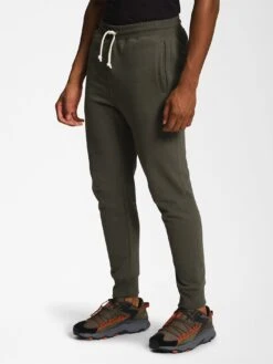 Heritage Patch Sweatpants(The North Face Heritage Patch Sweatpants Co) 10 Heritage Patch Sweatpants(The North Face Heritage Patch Sweatpants Co) -ThinkEmpire Shop NF0A7WXI 21L model34