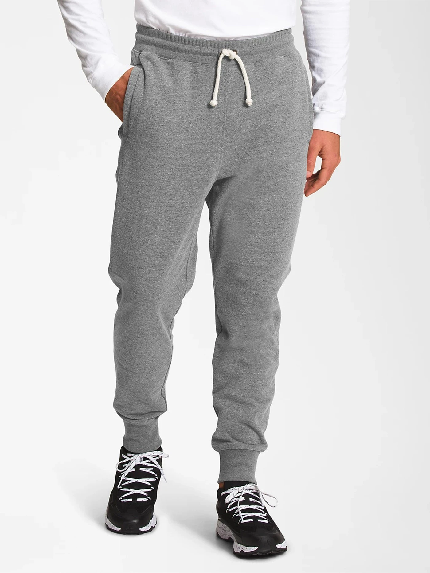 Heritage Patch Sweatpants(The North Face Heritage Patch Sweatpants Co) 1 Heritage Patch Sweatpants(The North Face Heritage Patch Sweatpants Co)