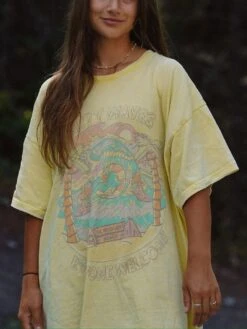 Party Wave T-Shirt(Notice The Reckless Party Wave T Shirt Women Su25)