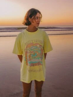 Party Wave T-Shirt(Notice The Reckless Party Wave T Shirt Women Su25) -ThinkEmpire Shop Party Wave Oversized Tee Front4 lifestyle