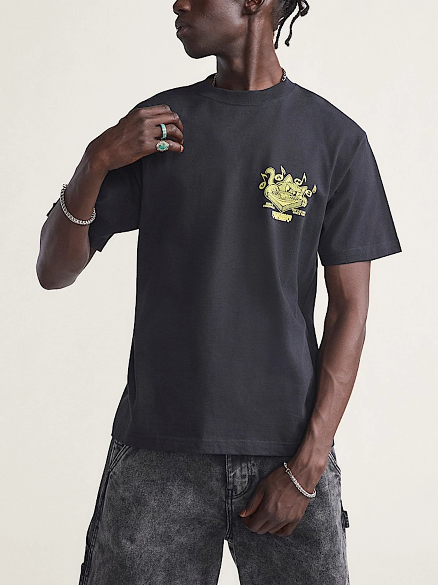 Scratched Records T-Shirt(Vans Scratced Records T Shirt Fa25) 1 Scratched Records T-Shirt(Vans Scratced Records T Shirt Fa25)