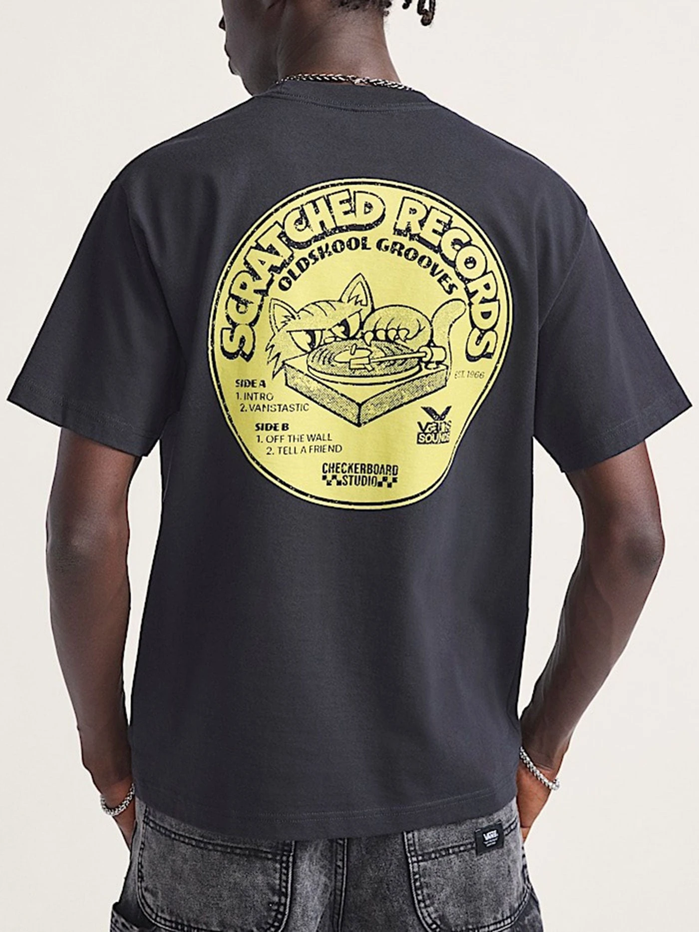 Scratched Records T-Shirt(Vans Scratced Records T Shirt Fa25) 2 Scratched Records T-Shirt(Vans Scratced Records T Shirt Fa25) - Image 2