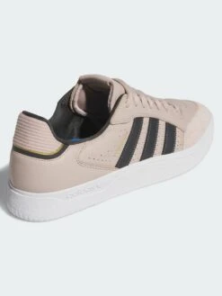 Tyshawn Low Wonder Taupe/Carbon/Gold Met Shoes(Adidas Tyshawn Low Wonder Taupe Carbon Gold Met Shoes Sp25) -ThinkEmpire Shop Tenis Tyshawn Low Marron JH81495