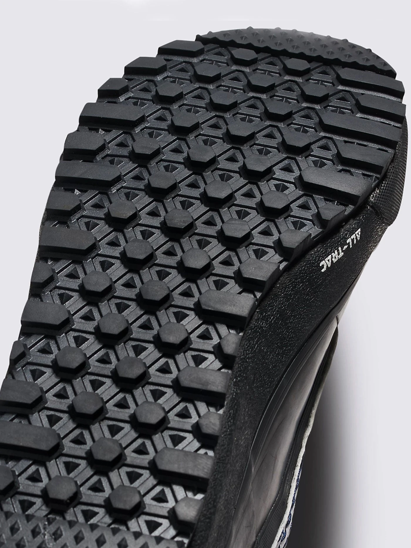 MTE Standard Waterproof Black/Navy Winter Boots(Vans Mte Standard Waterproof Black Navy Winter Boots Wt25) 5 MTE Standard Waterproof Black/Navy Winter Boots(Vans Mte Standard Waterproof Black Navy Winter Boots Wt25) - Image 5