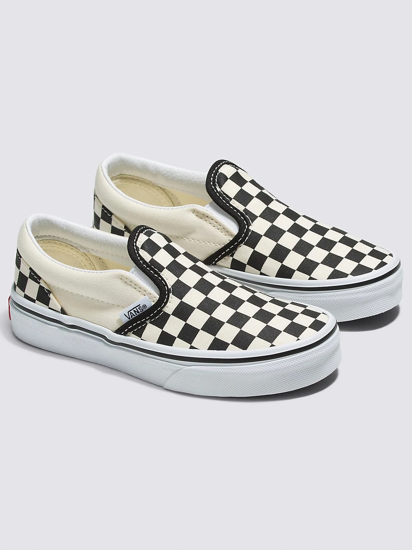 Classic Slip-On Checkerboard Black/White Shoes (Kids)(Vans Classic Slip On Checkerboard Black White Shoes Co) 2 Classic Slip-On Checkerboard Black/White Shoes (Kids)(Vans Classic Slip On Checkerboard Black White Shoes Co) - Image 2