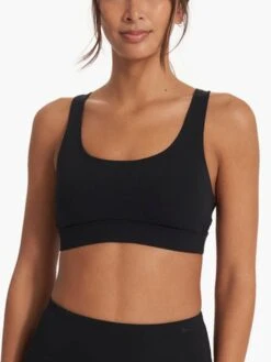 Stride Bra Tank Top(Vuori Stride Bra Tank Top Women C O)