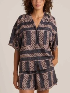 Riviera Short Sleeve Buttondown Shirt(Roark Riviera Short Sleeve Buttondown Shirt Women Sp25)