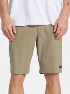 Crossfire Chino Shorts(Billabong Crossfire Chino Shorts Co) -ThinkEmpire Shop m2021bcx billabong m kha frt1